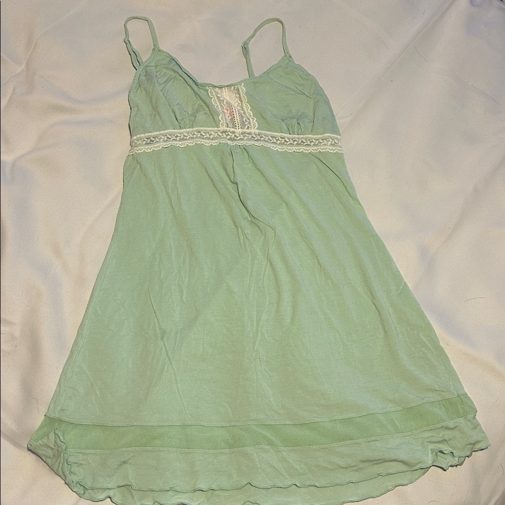 VINTAGE Victoria’s Secret “Angels” Mint Green Lace Chemise – Size Small